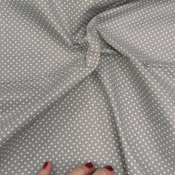 Pamuk 100% svetlo siva osnova bele tufne 2mm - Slika 2