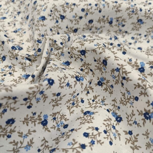 Pamuk 100% sitni cvetići na plave tonove - Slika 1