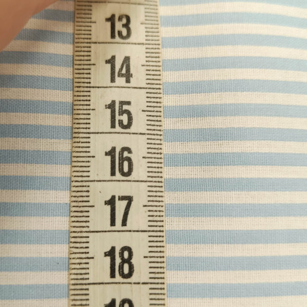 Pamučno platno plave tanke pruge na beloj - Slika 3