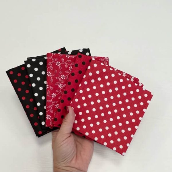 Pačvork paket tufne crveno crne - Slika 1