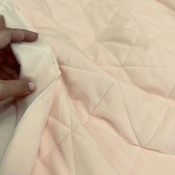 ŠTEPANI VELVET SA KOFLINOM jako svetlo roze trouglovi - Slika 1