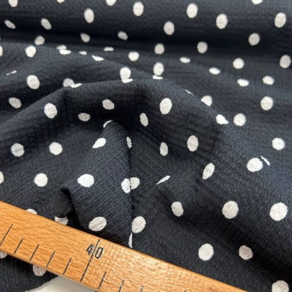 Žoržet krep crni sa belim tufnama - Slika 1