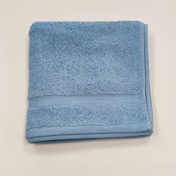 1689850481357 Peškir premijum plavi 50x100 - Slika 1