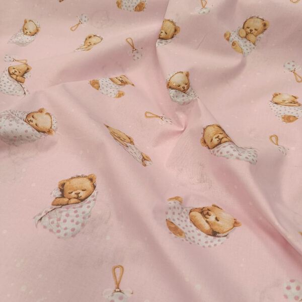 Pamuk bebe mede umotane na roze osnovi - Slika 2