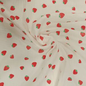 Dupla gaza jagode na beloj osnovi