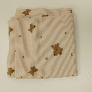 Parče somot mede i zvezde na svetlo krem 55x150