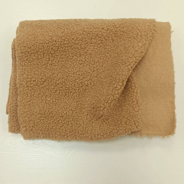 IMG_20260709_140357 Parče teddy krem 35x180 - Slika 1