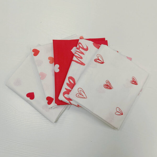 Patchwork paket srca na crveno 5/1 - Slika 1