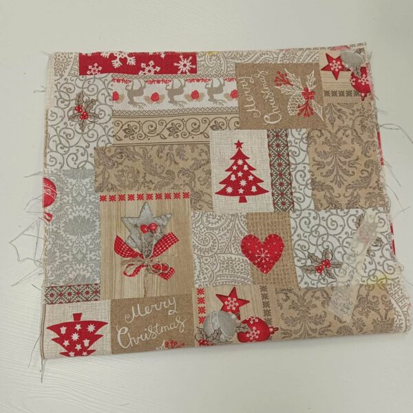 Parče dekor platno novogodišnji krem jelke, srca 35x140 - Slika 1